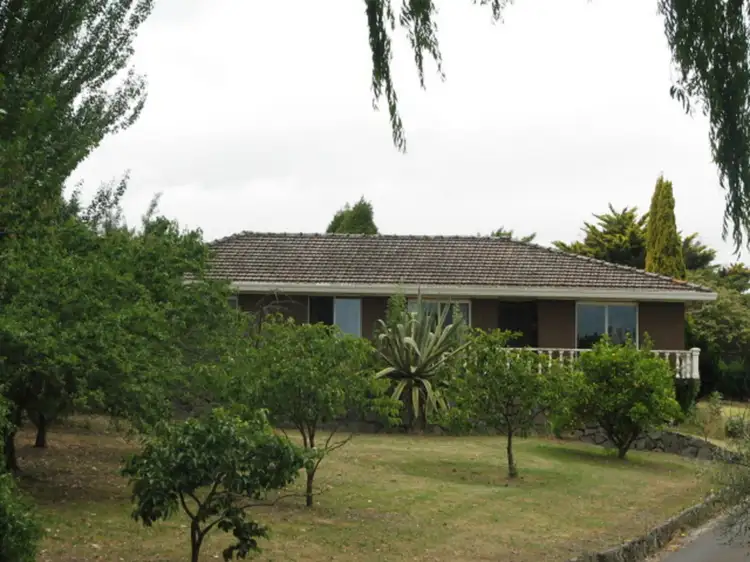 112 Narracan Drive St, Newborough VIC 3825