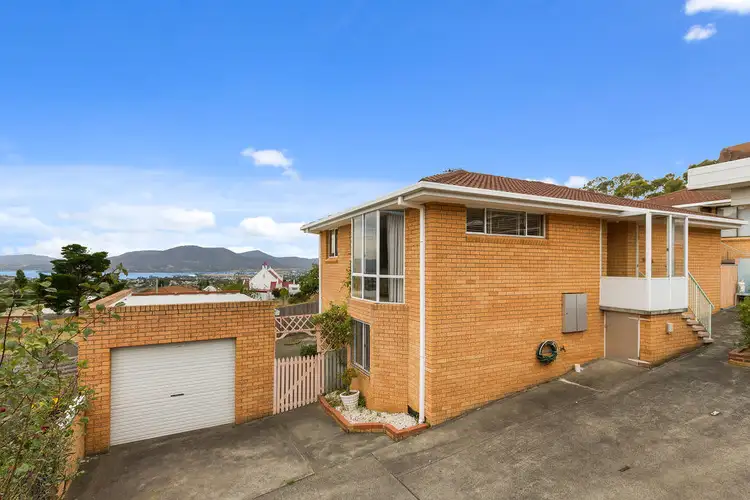 2/11 Longley Ct, Glenorchy TAS 7010