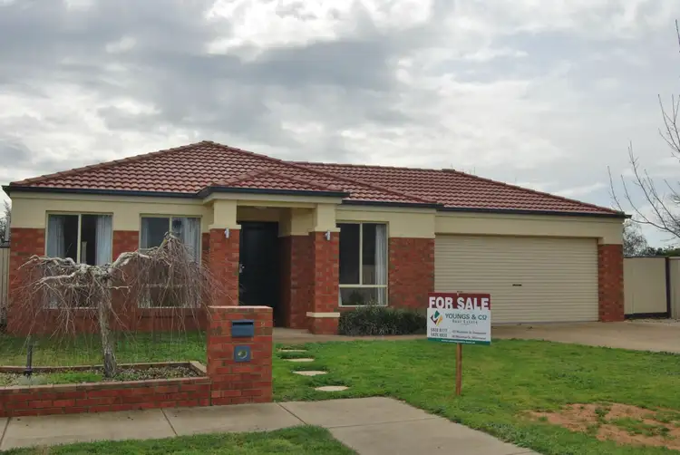 9 Melrose Circuit, Shepparton VIC 3630