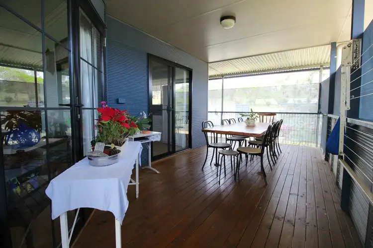 15 PELICAN Drive, Laidley Heights QLD 4341