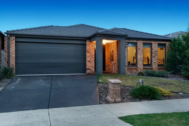 98 William Thwaites Boulevard, Cranbourne North VIC 3977