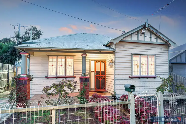 15 Studley Street, Maidstone VIC 3012
