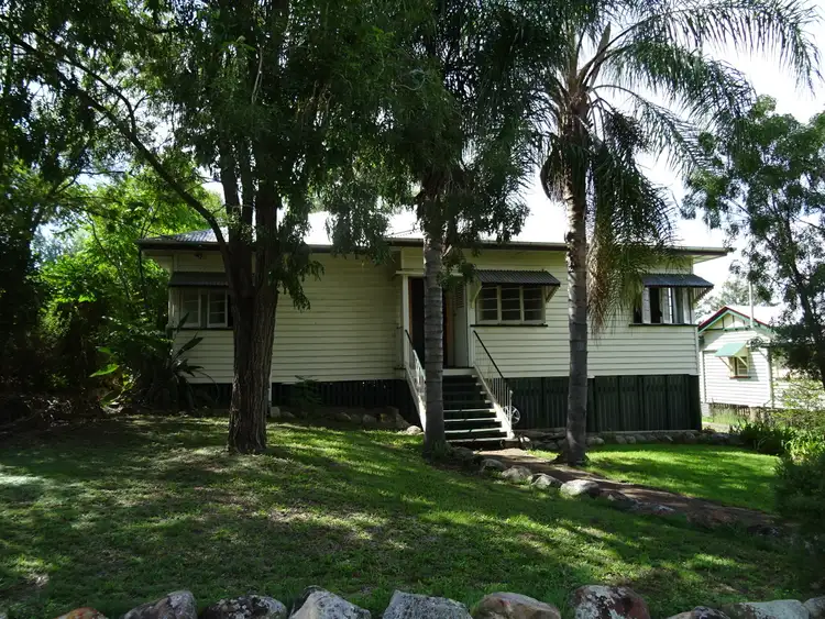 4 Mt Carmel Rd, Boonah QLD 4310
