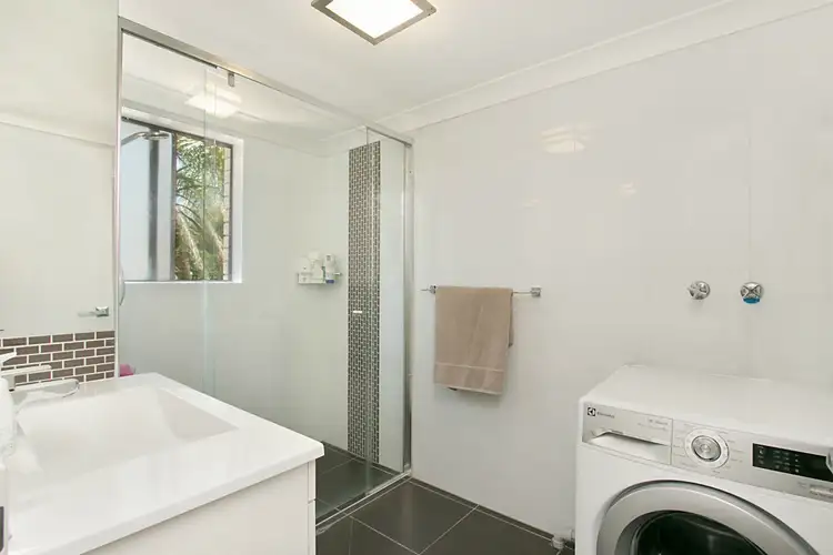 Fifth view of Homely unit listing, 5/12 Fifteenth Avenue, Palm Beach QLD 4221