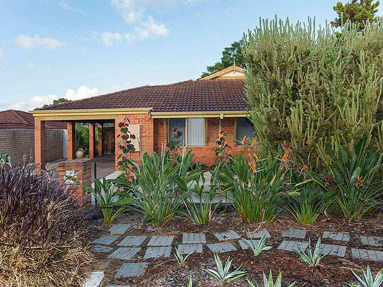 Second view of Homely house listing, 5 Sander Court, Bentley WA 6102