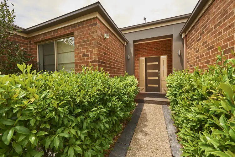 Second view of Homely house listing, 5 Eppalock Ct, Kialla VIC 3631