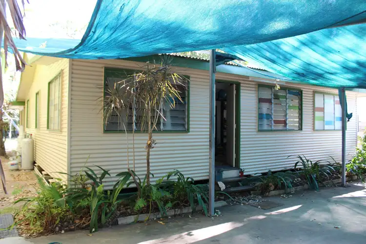 16 Wansfell Street, Magnetic Island QLD 4819