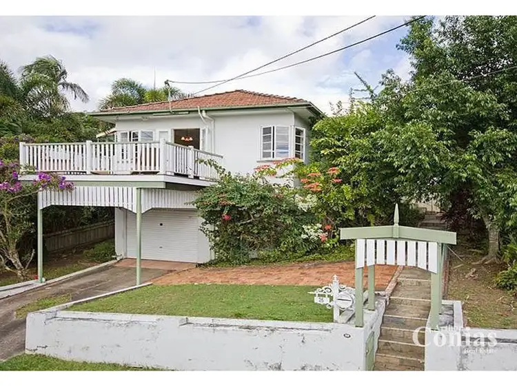 26 Hebe Street, Bardon QLD 4065