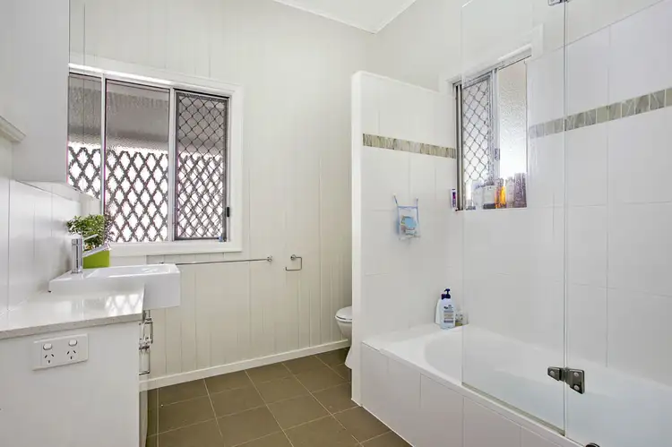 Fifth view of Homely house listing, 8 Kenilworth Street, Sherwood QLD 4075