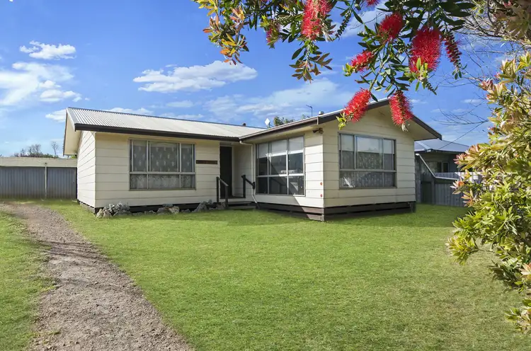316 Dutton Way, Portland VIC 3305