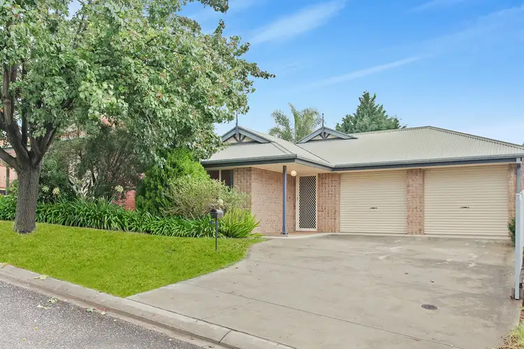 18 Lake Magenta Court, Greenwith SA 5125