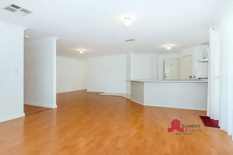 Sixth view of Homely house listing, 10 Barclay Place, Australind WA 6233