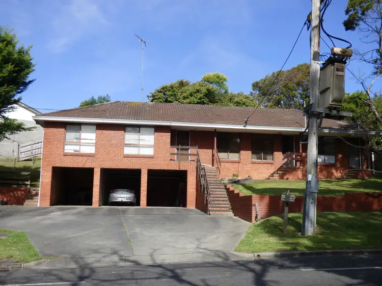3/21 Haunted Hills Road, Newborough VIC 3825