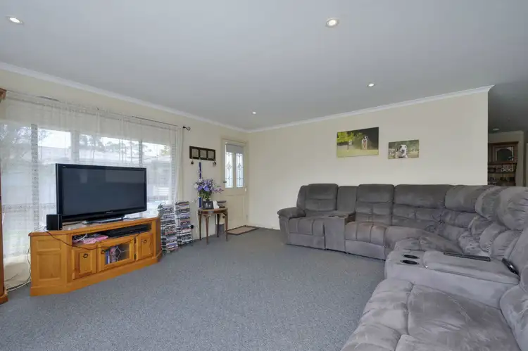 Fourth view of Homely house listing, 7 Sparks Lane, Toongabbie VIC 3856