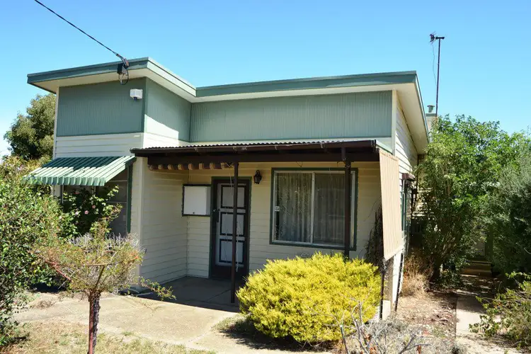 23 Clifton Avenue, Stawell VIC 3380