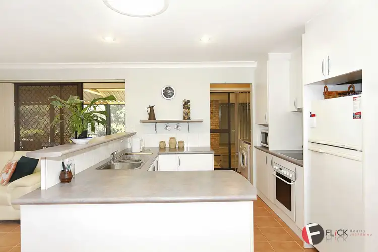 Second view of Homely house listing, 5 Geelong Close, Beldon WA 6027