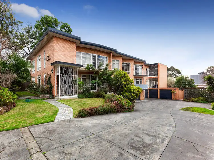 6/11 Mernda Road, Toorak VIC 3142