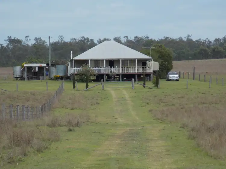199 Mt Forbes School Rd, Mount Forbes QLD 4340