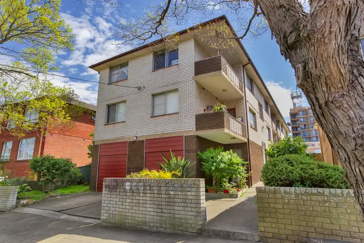 4/7 Bayley St, Marrickville NSW 2204