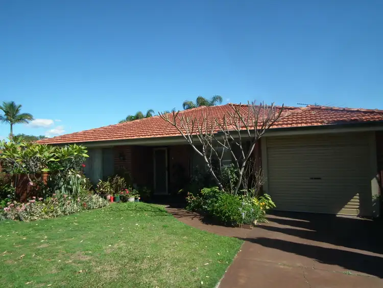 1/10 Doonside Place, Morley WA 6062
