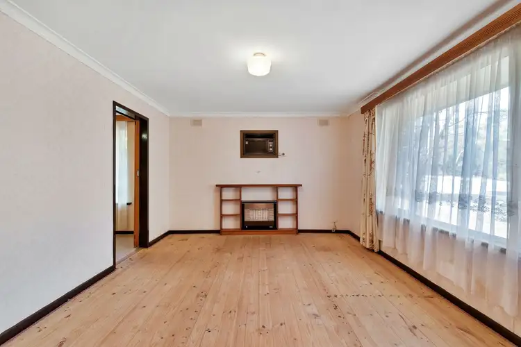 Second view of Homely house listing, 9 Dew Court St, Vista SA 5091