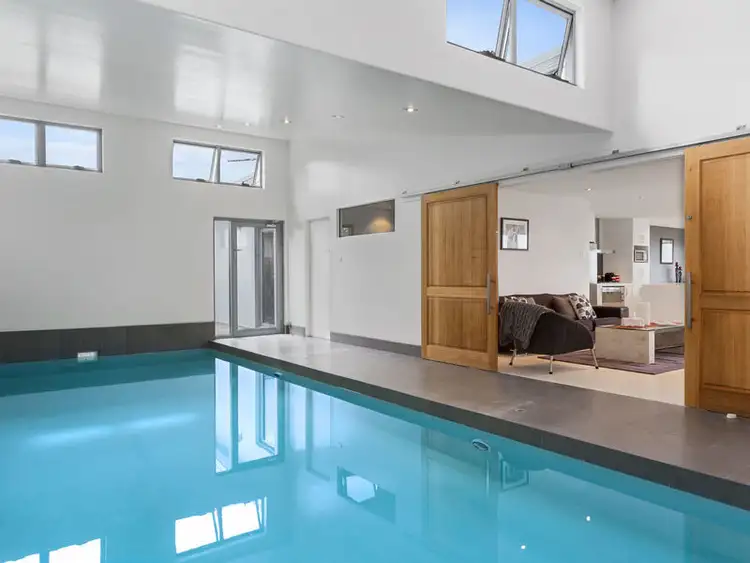 102 Crystal Downs Dr, Blackmans Bay TAS 7052