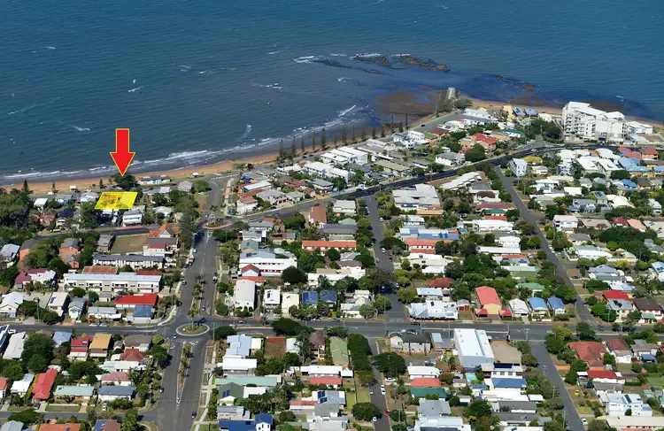 81-81A Flinders Parade, Scarborough QLD 4020