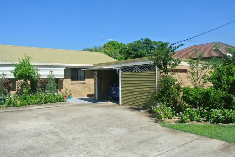 Second view of Homely unit listing, 2/592 Oxley Avenue, Scarborough QLD 4020