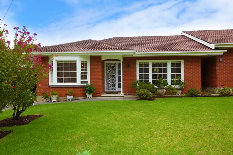 Main view of Homely unit listing, 2 Kooyong Ct, Leabrook SA 5068