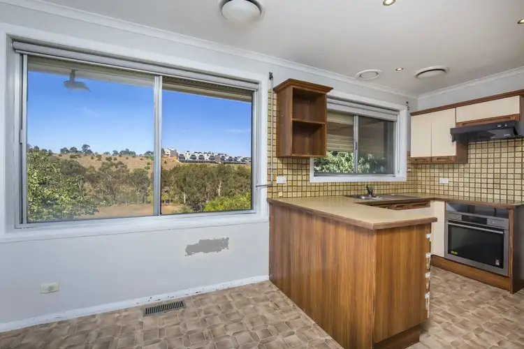 Fourth view of Homely house listing, 25 Barbara Crescent, Avondale Heights VIC 3034