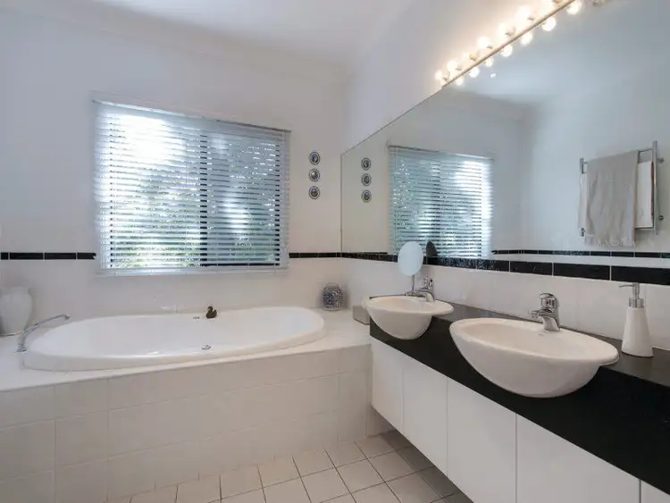 Seventh view of Homely townhouse listing, 9B Burwah Avenue, Brighton East VIC 3187