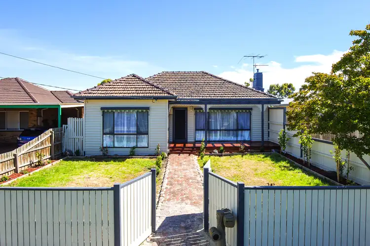 28 Robson Avenue, Avondale Heights VIC 3034