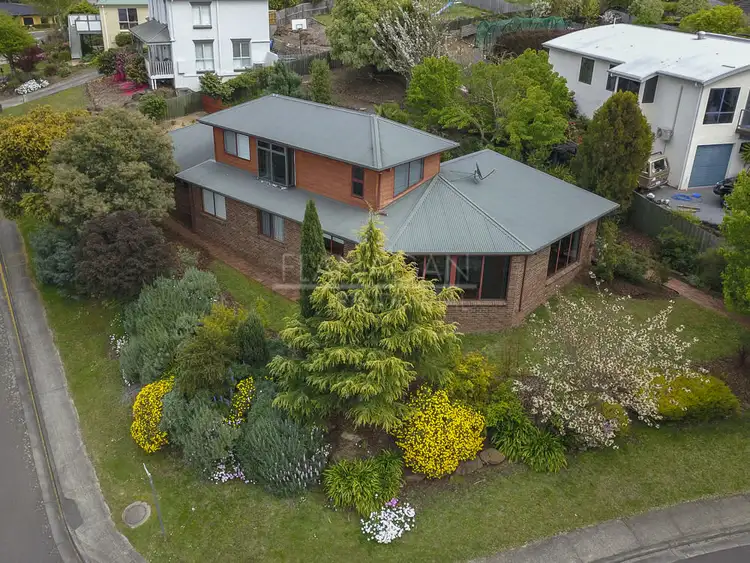 3 Lachlan Pde, Trevallyn TAS 7250