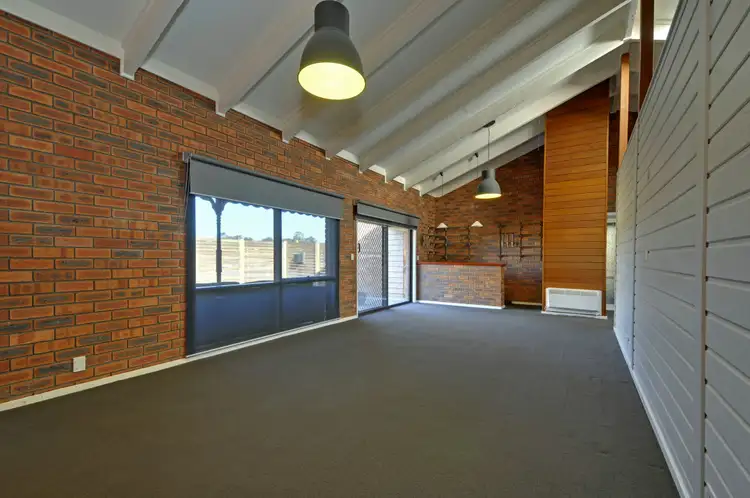 Sixth view of Homely house listing, 2 Fernlea St, Traralgon VIC 3844