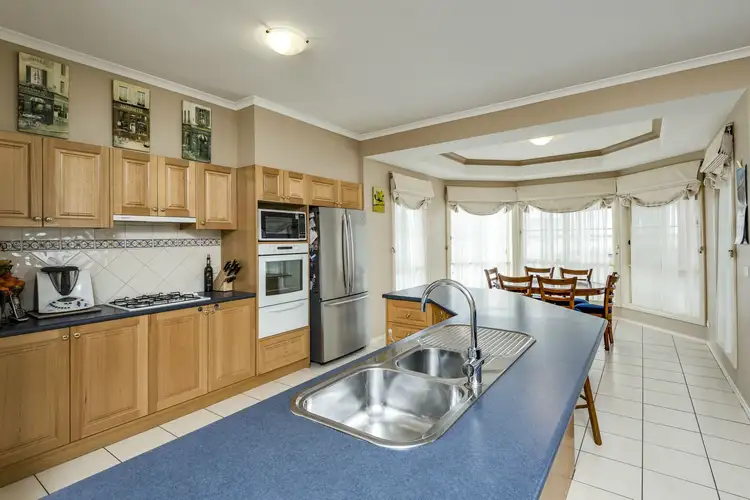 Fourth view of Homely house listing, 2 Glamis Rise, Beaconsfield VIC 3807
