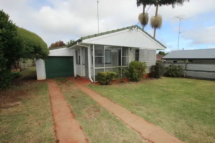 80 Crown Street, Rangeville QLD 4350