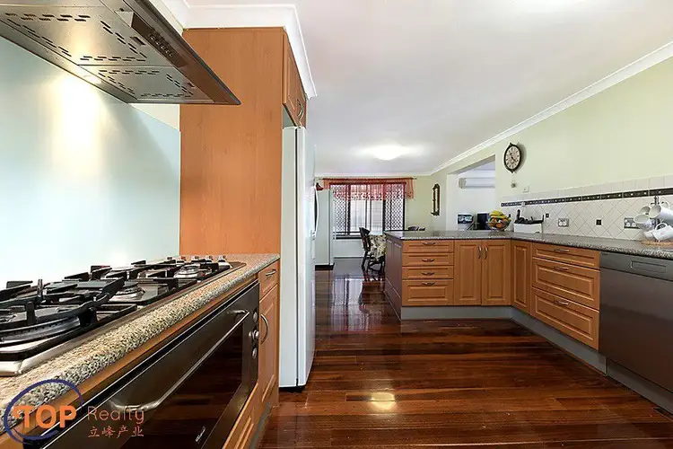 Seventh view of Homely house listing, 2 Cathryn Place, Willetton WA 6155