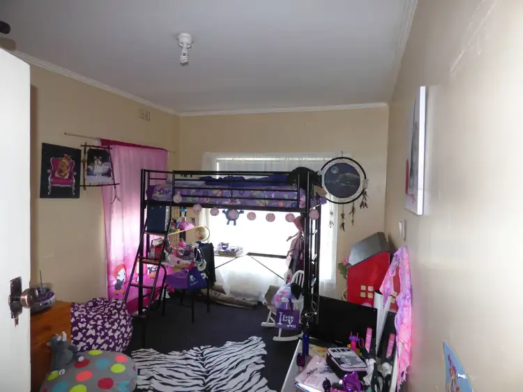Fifth view of Homely house listing, 10 PRUDEN STREET, Moe VIC 3825