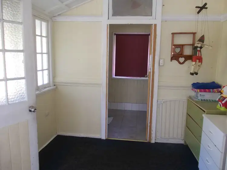 Fourth view of Homely house listing, 5 Cyprus Street, Tivoli QLD 4305