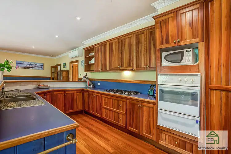 Sixth view of Homely house listing, 17 Holland Ct, Trafalgar VIC 3824