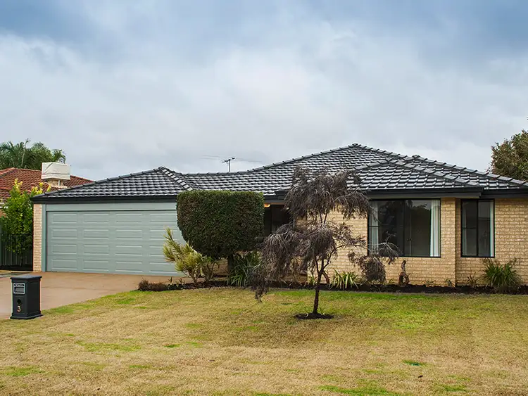 3 Jitti Ct, South Guildford WA 6055