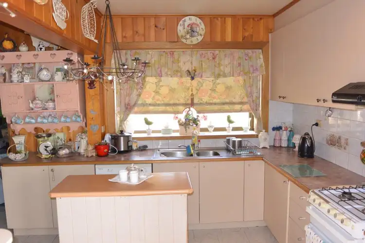Fourth view of Homely house listing, 4 Hibiscus Court, Doveton VIC 3177