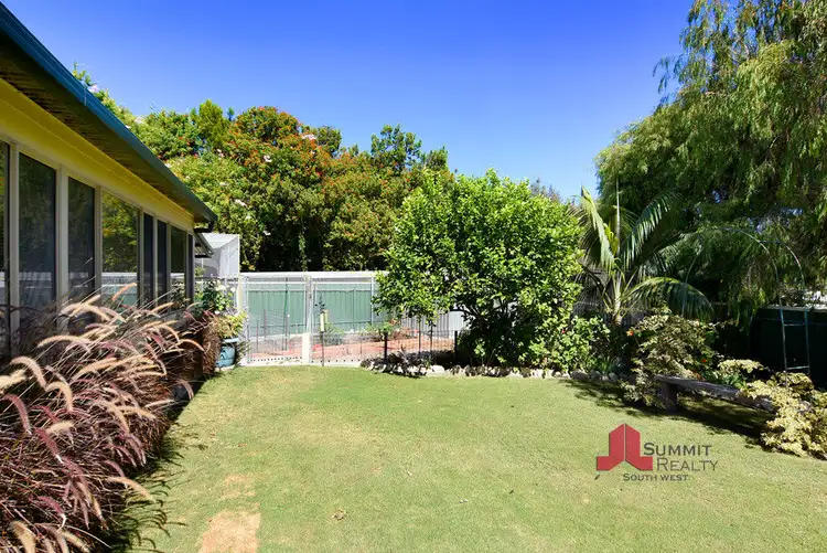 Fifth view of Homely house listing, 6 Meadowview Court, Preston Beach WA 6215