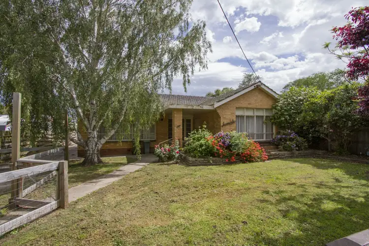 13 Church Street, Maffra VIC 3860