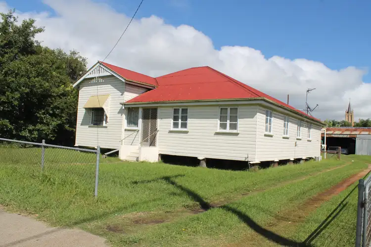 79 Albion Street, Warwick QLD 4370