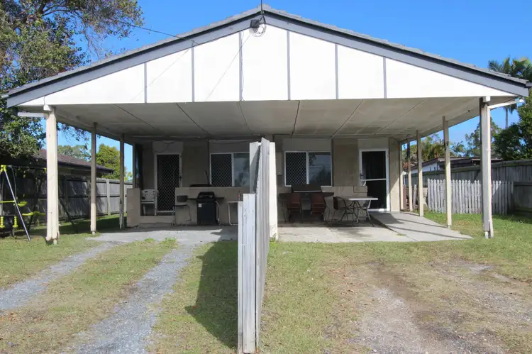 84 Railway Parade, Woodridge QLD 4114