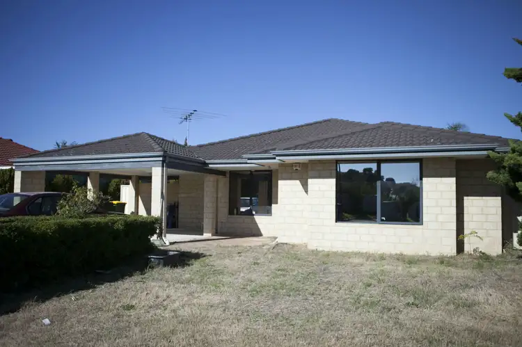 6 Bridge Street, Wilson WA 6107