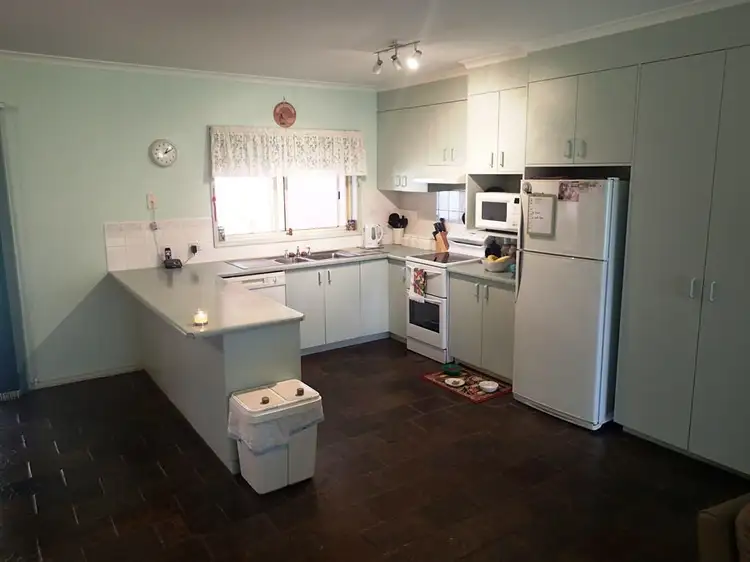 Sixth view of Homely house listing, 58 Katrina Circuit, Corowa NSW 2646