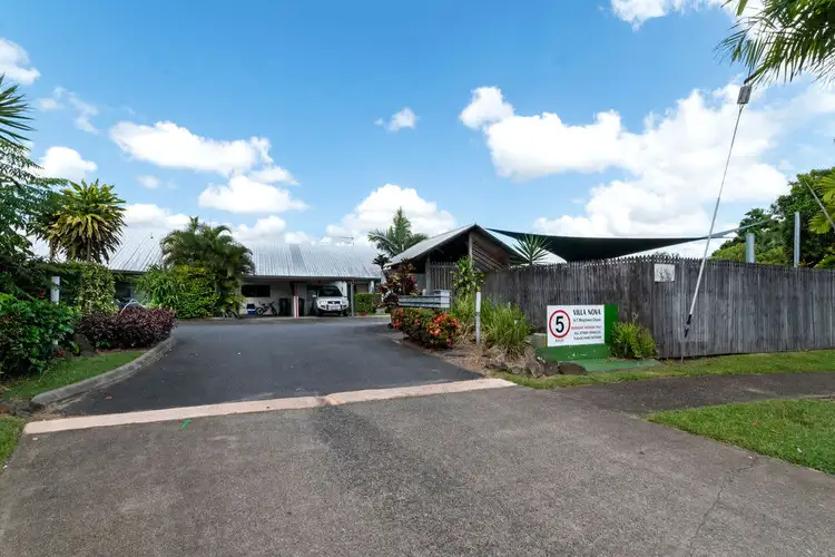 2/6 Maytown Close, Manoora QLD 4870