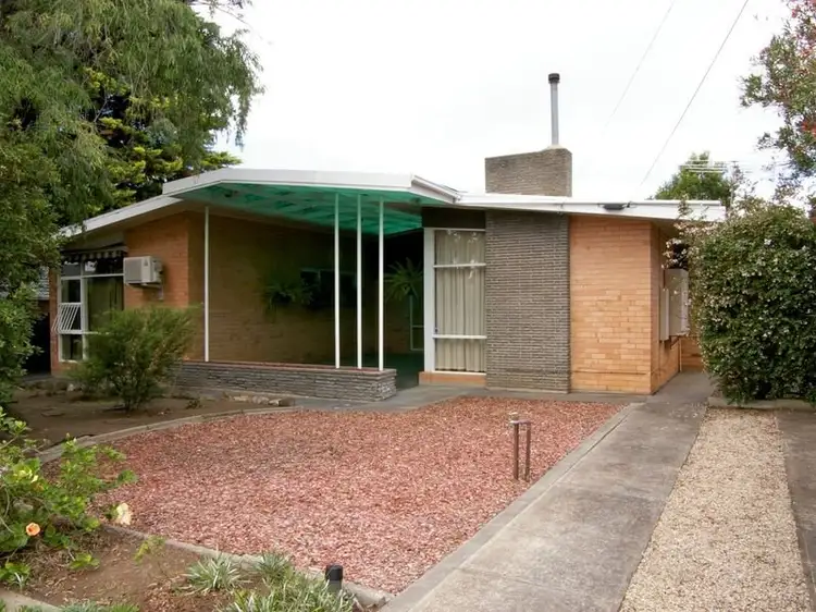 17 Honeysuckle Drive, Hope Valley SA 5090